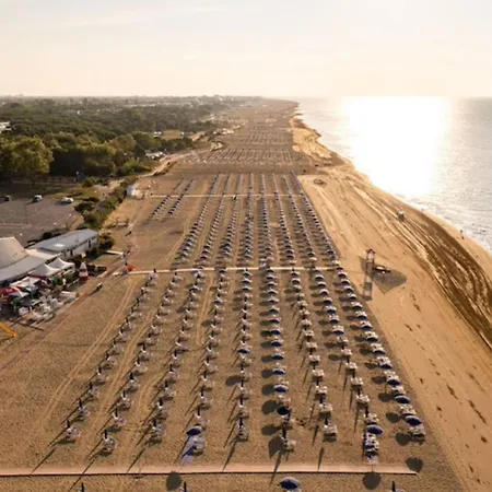 Charming Renovated Flat Villa Bibione