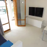 Charming Renovated Flat Βίλα Μπιμπιόνε
