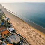 Charming Renovated Flat Βίλα