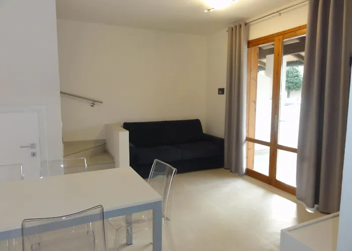 Вилла Charming Renovated Flat Бибионе