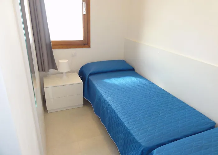 Charming Renovated Flat * 비비오네