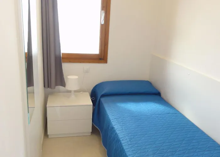 빌라 Charming Renovated Flat